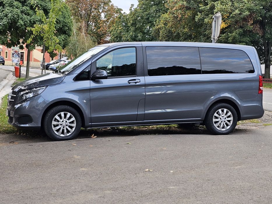 Vând Mercedes V220d, 2.2 diesel, 160hp, automat, 67.000km