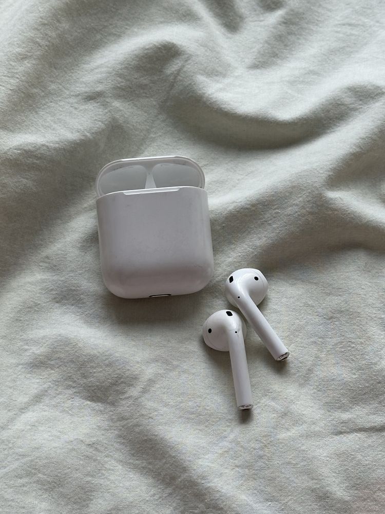 Airpods 2 оригинал