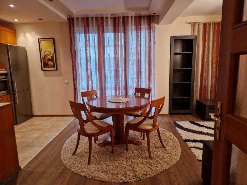 Дава се под наем Тристаен апартамент в Бургас, Възраждане - 90 кв.м за 765 € - Снимка #3