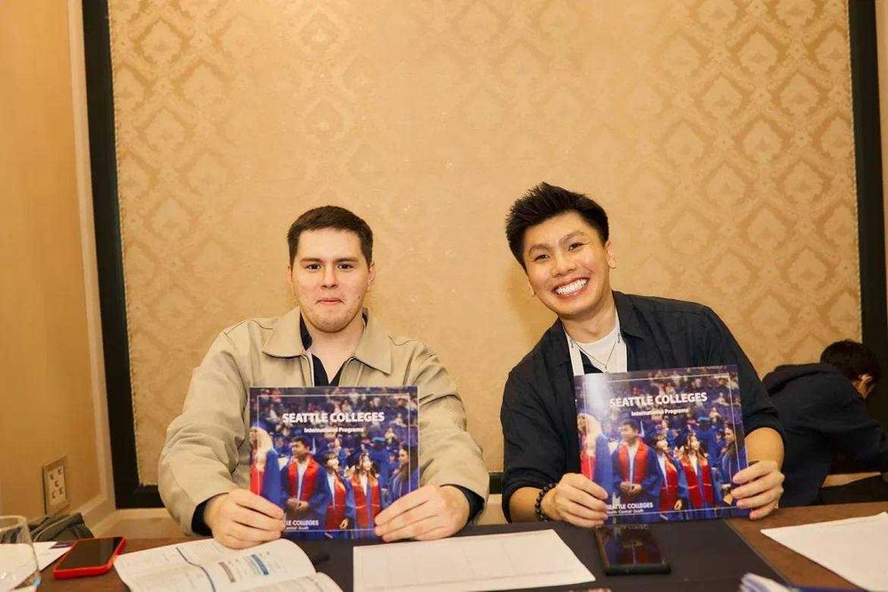 Преподаватель английского языка (ESL Teacher)