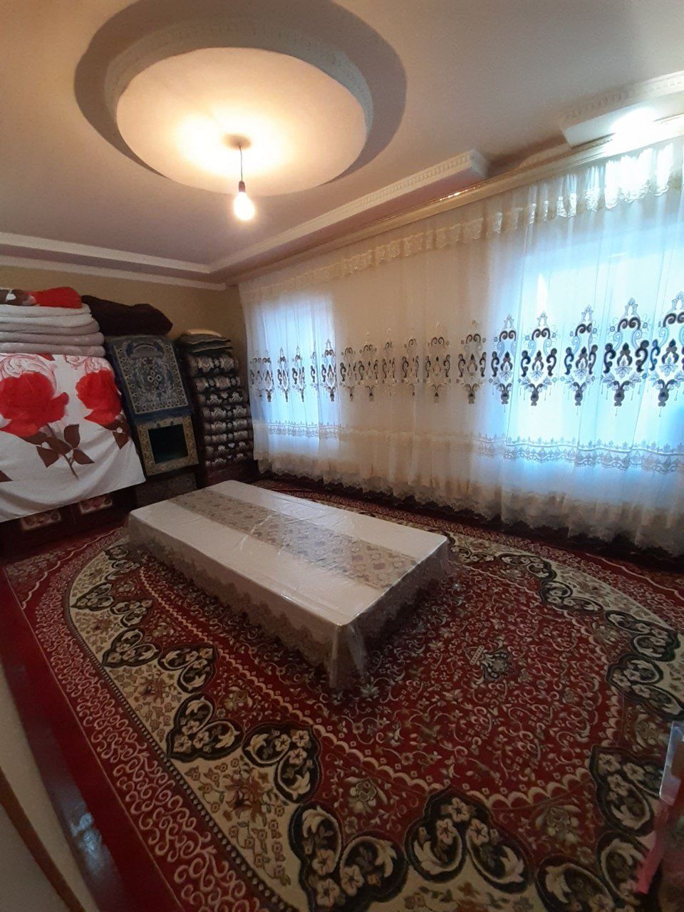 В городе Алмалык продаётся дом