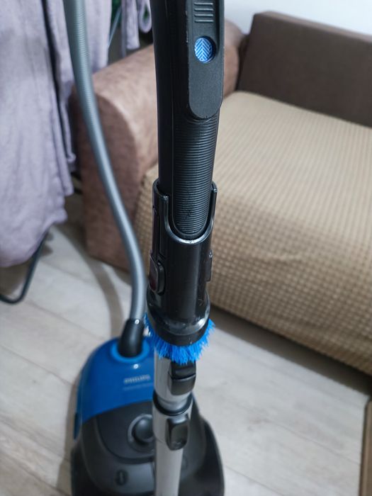 Aspirator Philips Performer Active FC8575/09 - 650 W