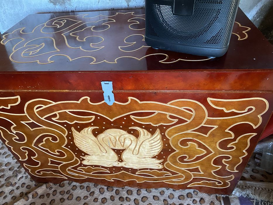 Продам сундук.    .