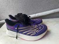 New Balance Fuelcell RC Elite