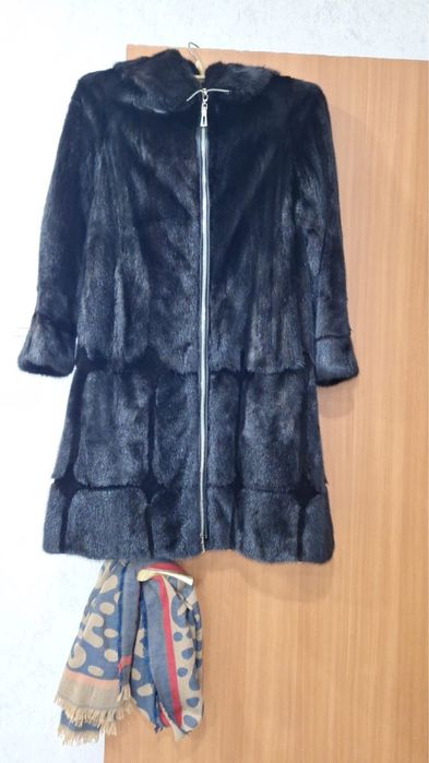 Продам норковую шубу