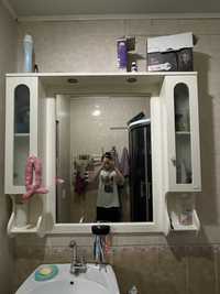 Зеркало с полками в ванную