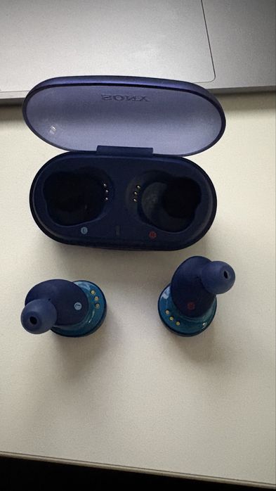 Căști wireless Sony WF-XB700 cu EXTRA BASS