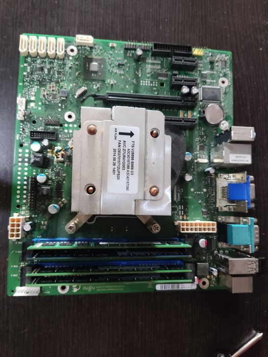 Placa de baza + cooler+RAM 4×4 +procesor