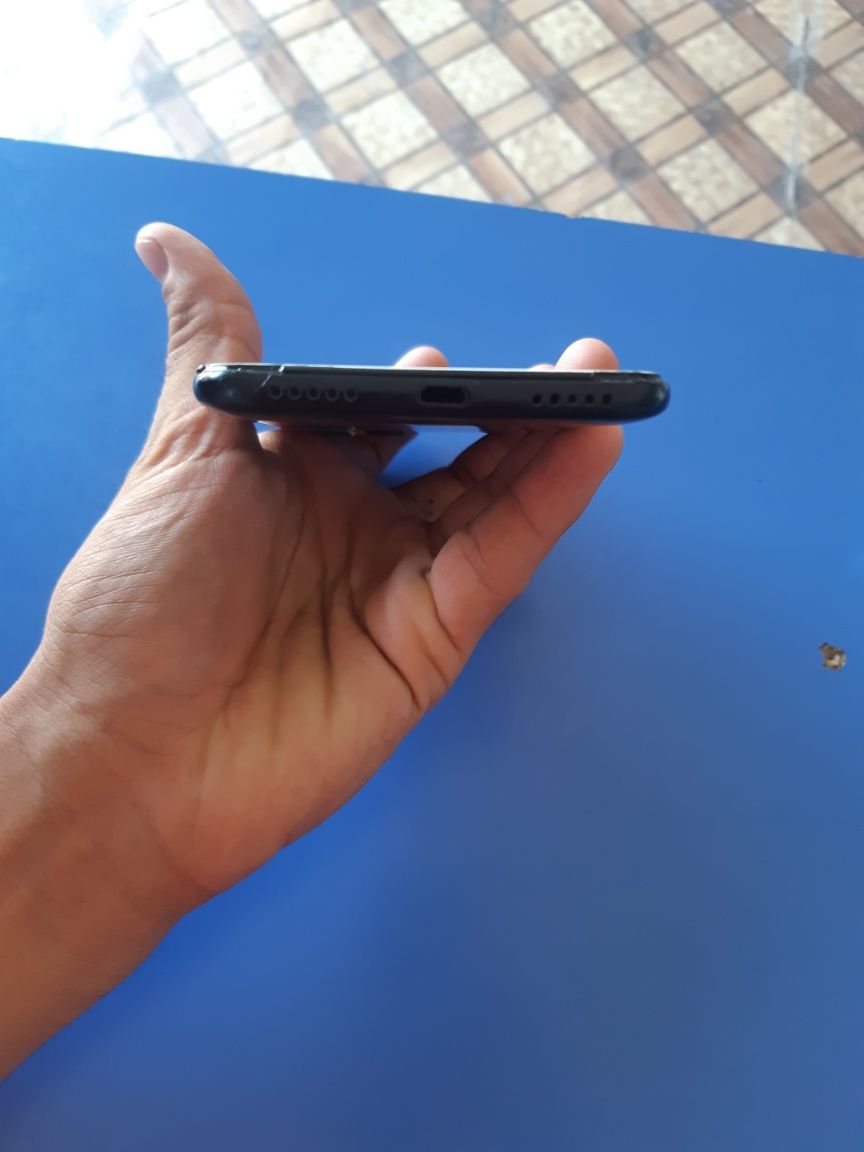Redmi 5PLUS.  32GGA