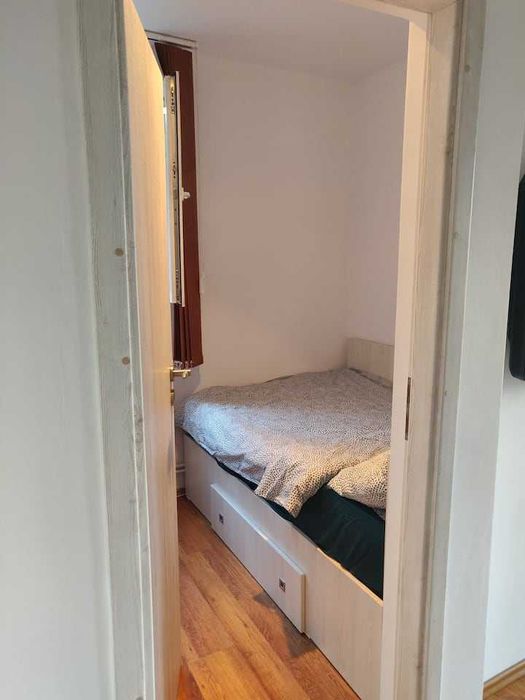 Apartament cu 3 camere in Busteni, in vila cu curte, Zamora