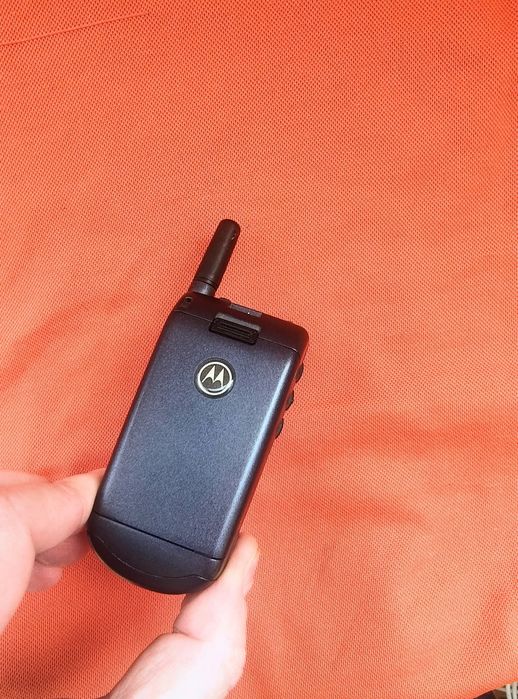 Motorola v50 kramer albastru ( orice rețea)