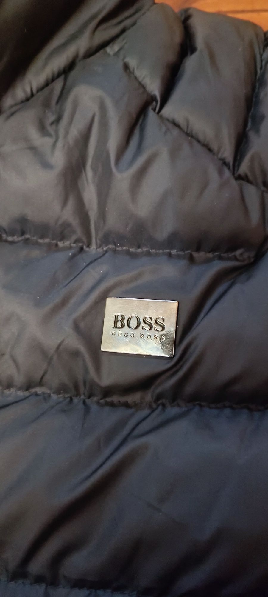 HUGO BOSS елек без ръкави