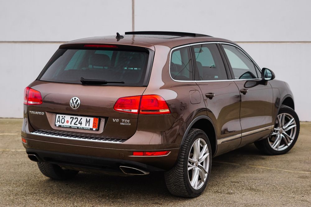 ### VW Touareg ###
^ An fabricatie: 2012
^ Motorizare: 3.0 TDI V6 245