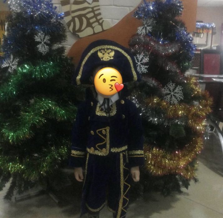 Продам новогодние костюмы