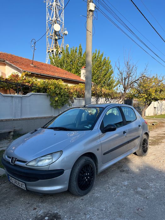 Кола Peugeot 206