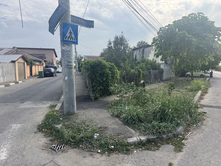 De vanzare Casa Batraneasca +teren Bariera Bucuresti