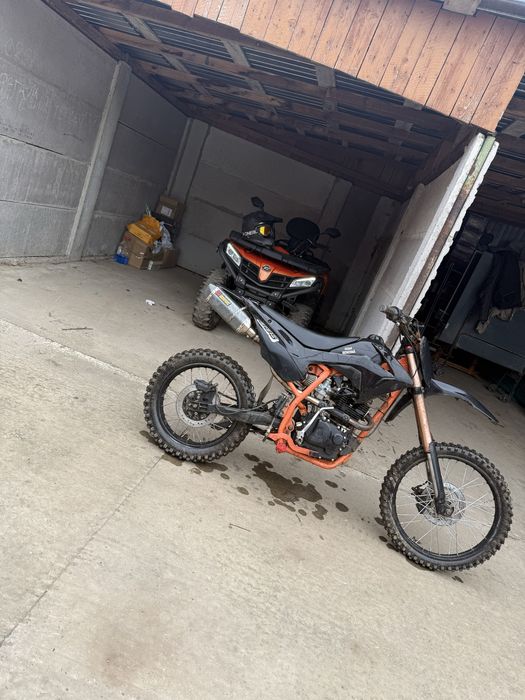 Vand motor kxd 150cc toba akrapovic mai multe detalii in descriere