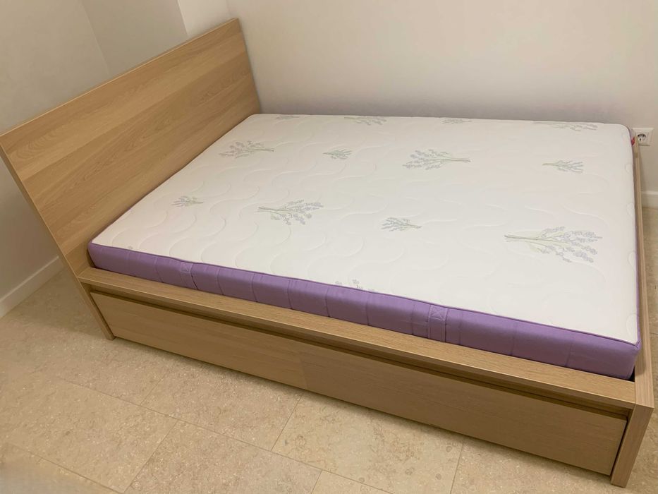 Pat IKEA MALM 140x200 cm cu 2 sertare depozitare