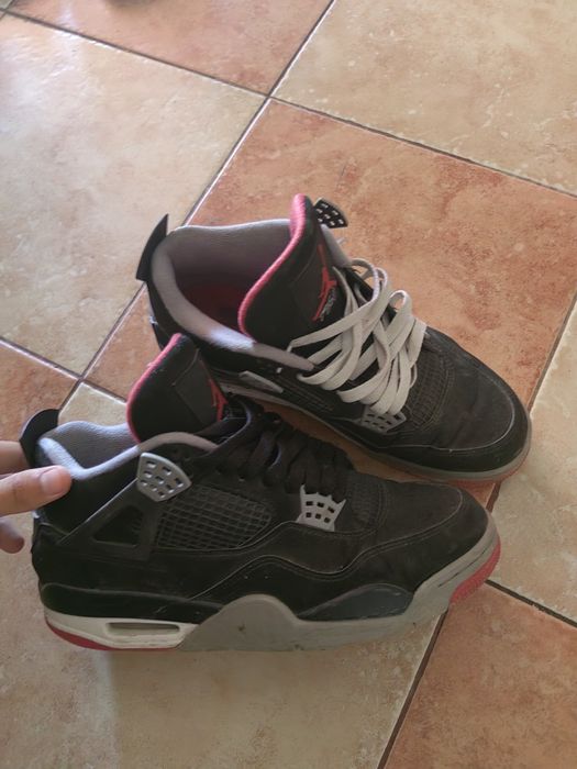 jordan 4 bred mărimea 43