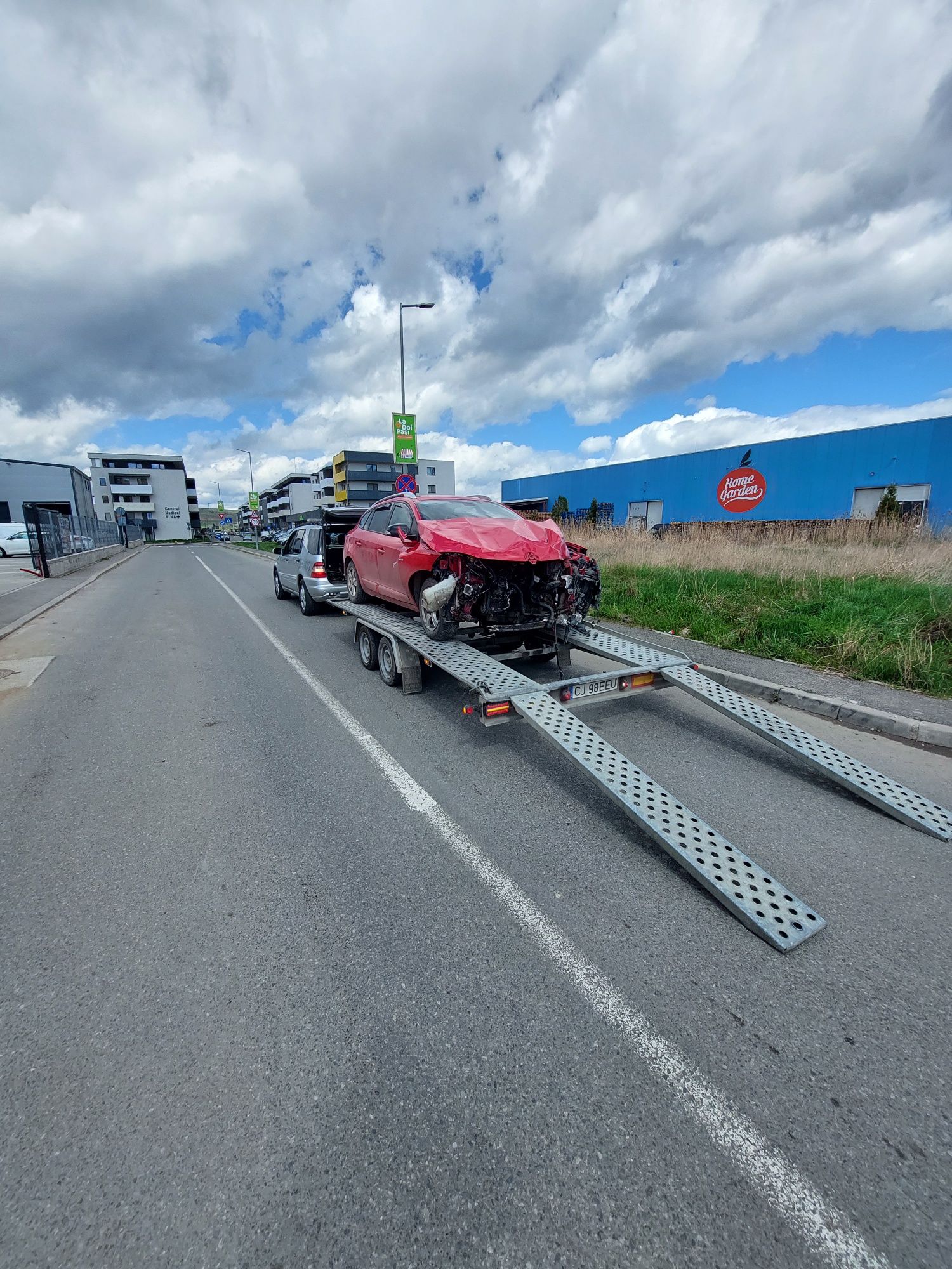 Tractari Auto Cluj Tractări Autoutilitare