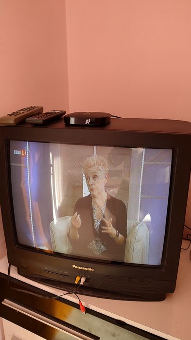 Телевизор Панасоник 21" 2 броя.