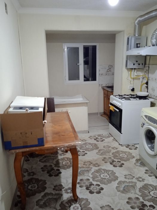 Сдается 1-комнатная квтв Мирабадском районе рядом парк фуркат