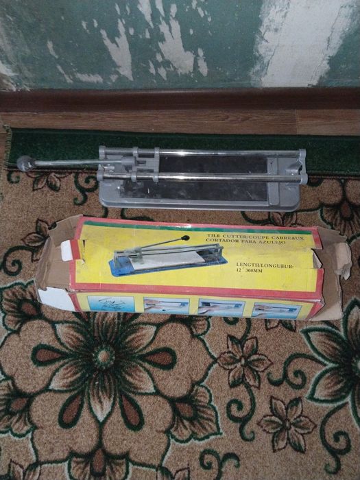 Продам плиткорез (кафелерез).