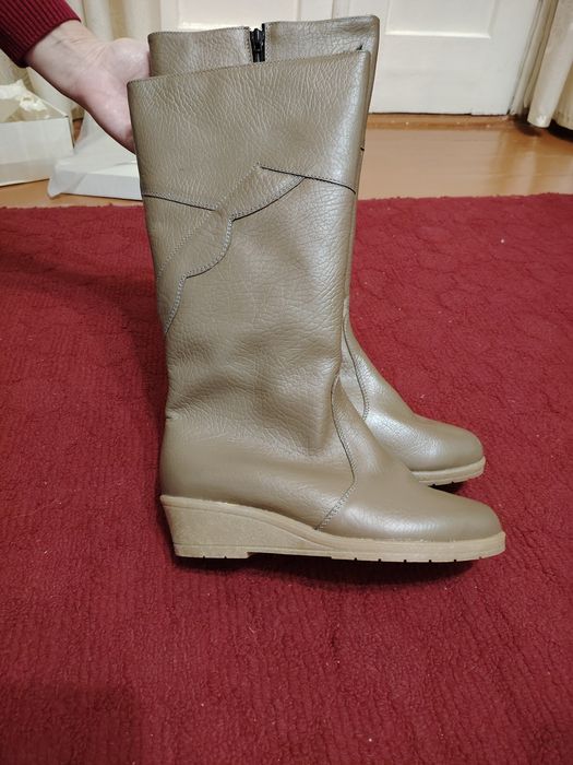 Натуральная кажа. Сапоги 37 размер.