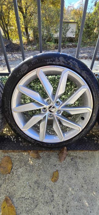 Джанти Blade 18" 5x100 7J ET39 с гуми 225/40/18 Sport Contact 7