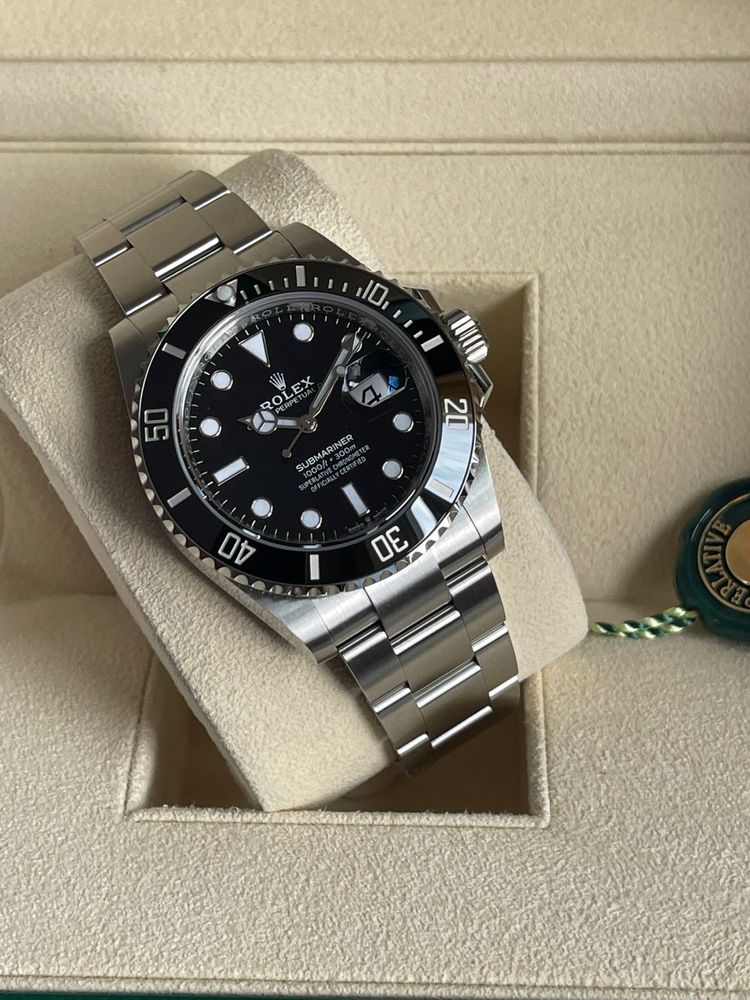 Часовник Rolex Submariner Date Black Dial Ceramic 41 MM