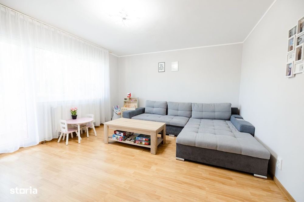 Apartament 3 camere decomandat, etaj 3, centrala - Vlaicu