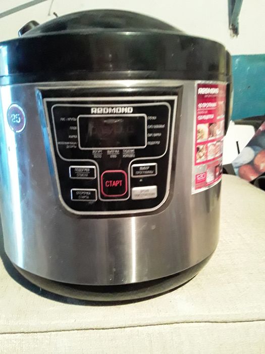 Продам мультиварку Redmond