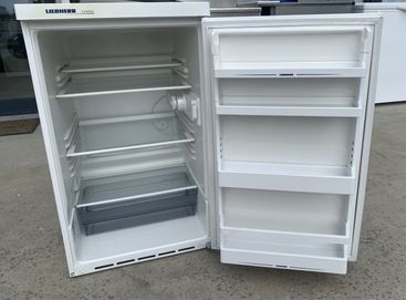 Малък хладилник Либхер Комфорт 50 см широк