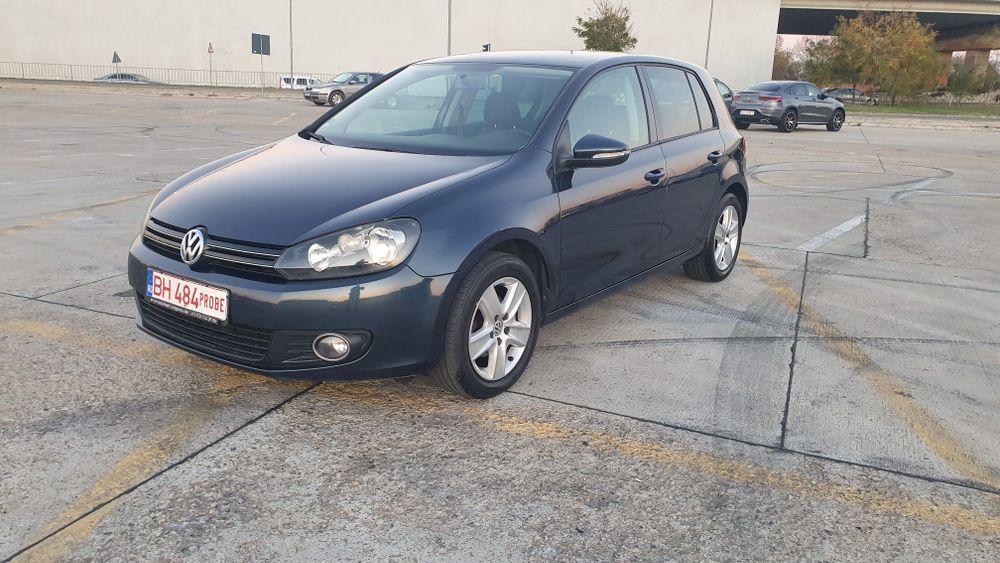 Golf 6 1.6 MPI 102 CP incalzire in scaune cornering  dublu climatronic