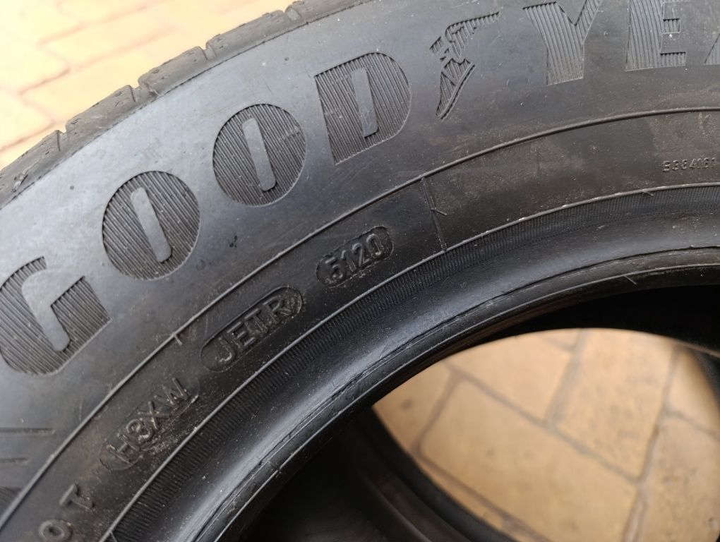 Нови гуми 205/60/16 Good year