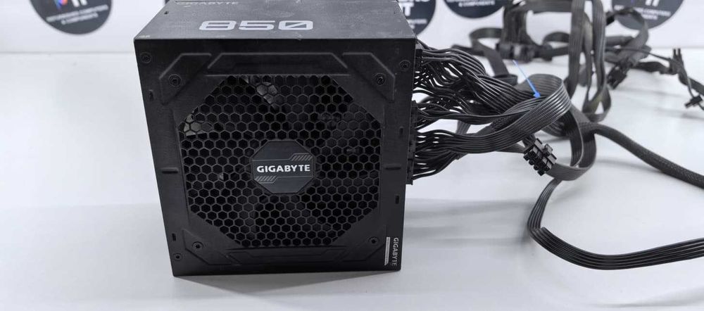 Sursa PC 850W Full modulara calitate GOLD