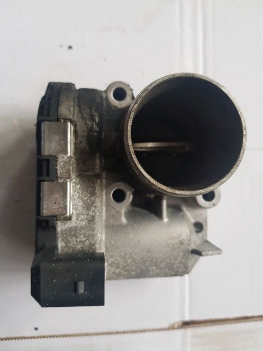 Clapeta acceleratie Renault Laguna 3 , Trafic 2.0 DCI 8200330810