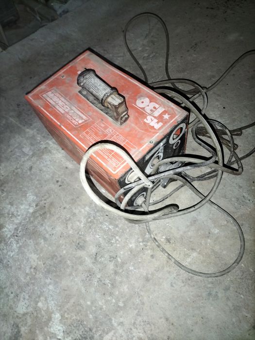 Продам сварочный аппарат.