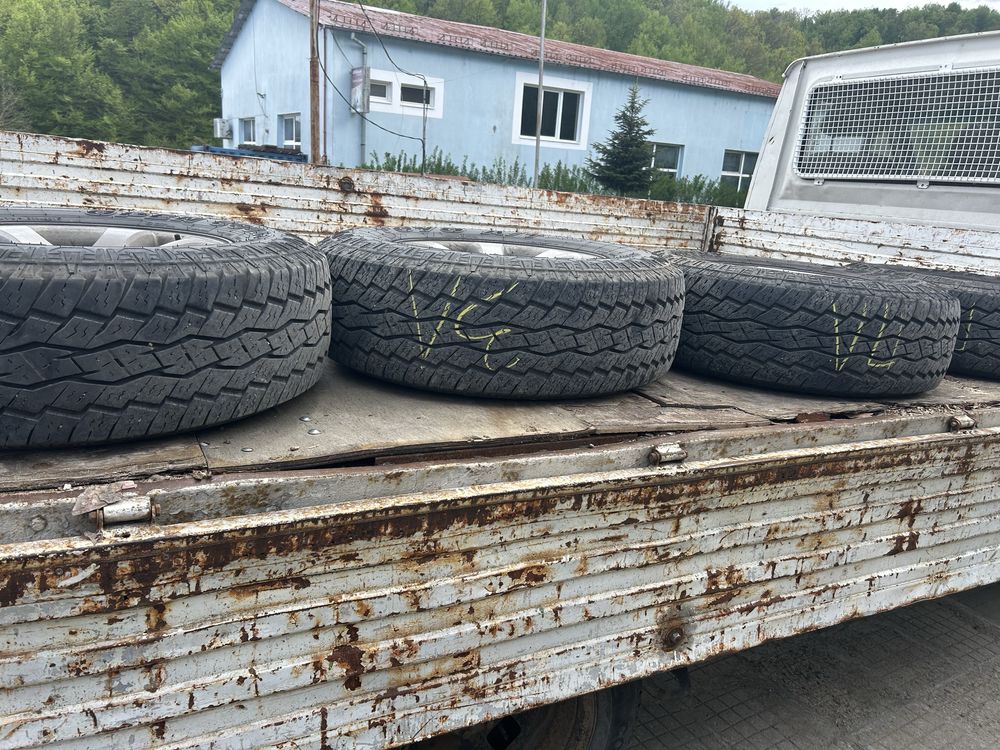 TOYO A/T 265/70/17
