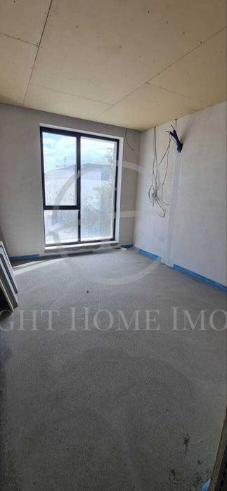 Продава се Четиристаен апартамент в Пловдив, Христо Смирненски - 178 кв.м за 1720 €/кв.м - Снимка #5