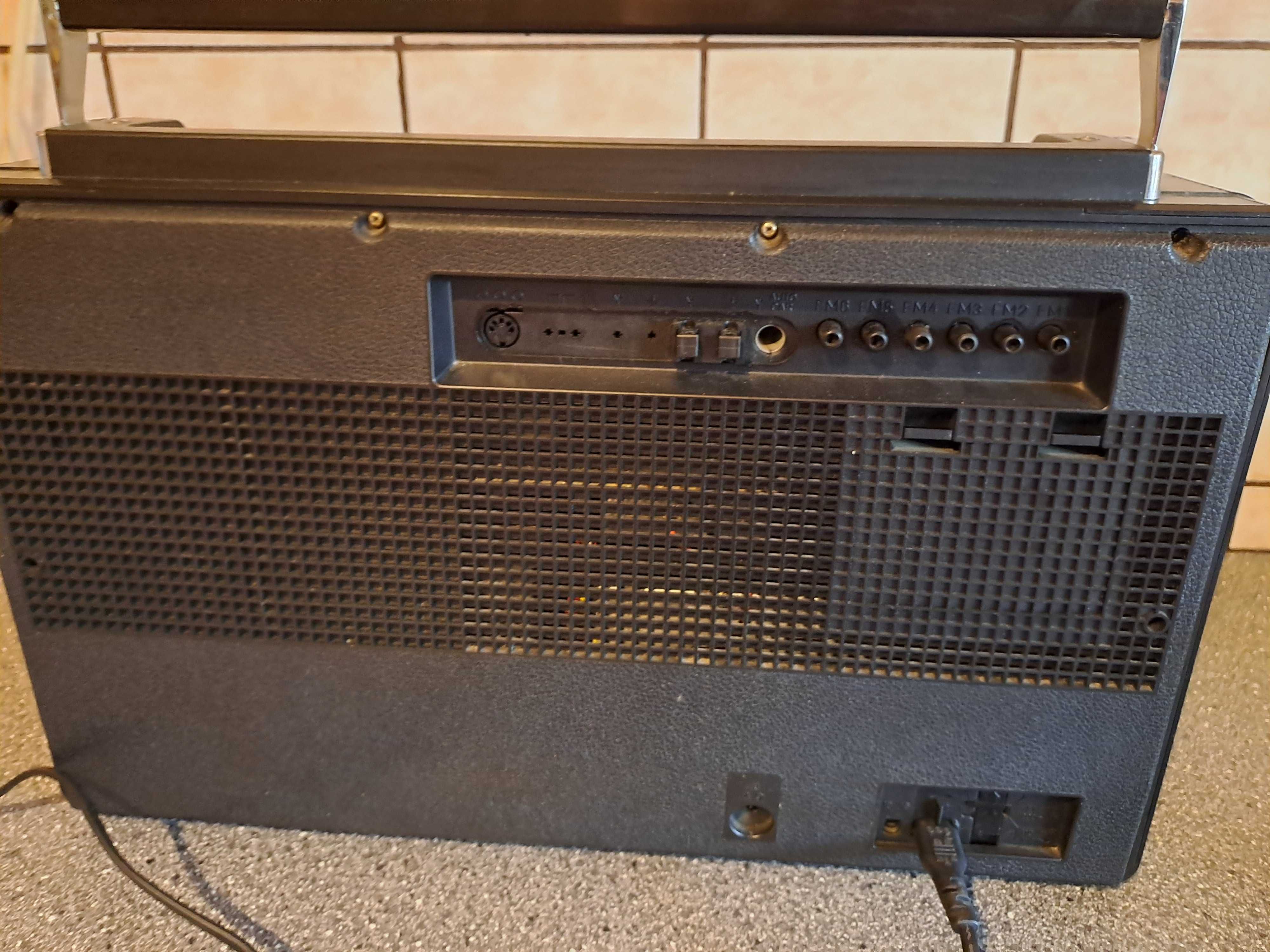 radio grundig satellit 3400 professional
