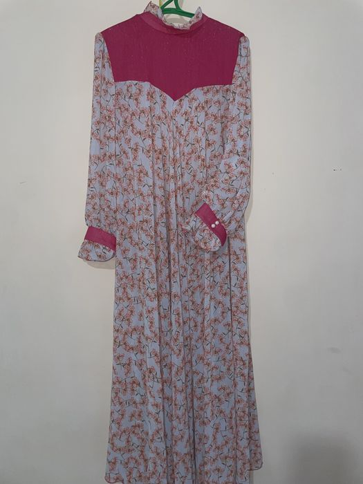 Көйлек сатылады .