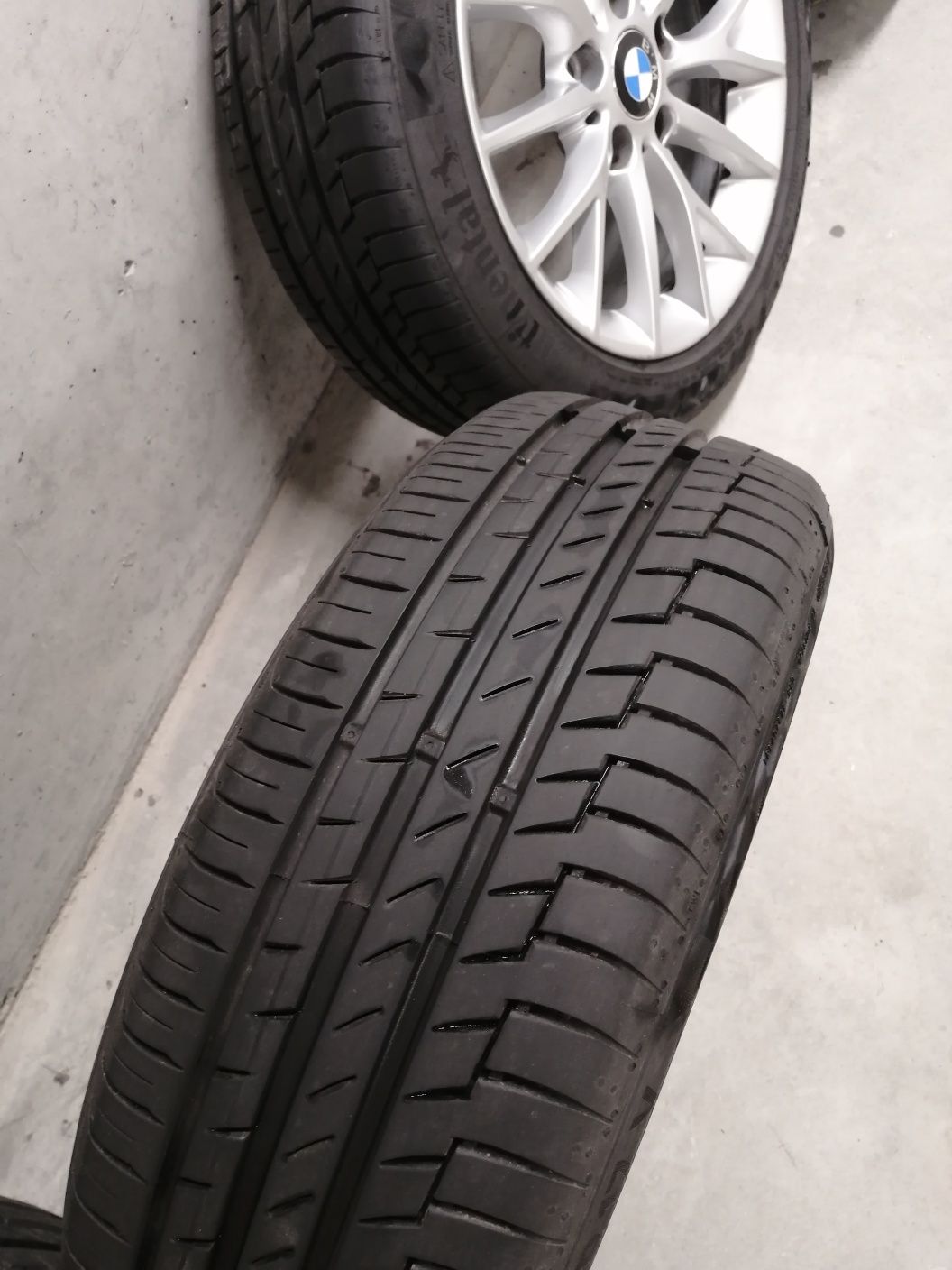 Jante de aluminiu BMW original cu cauciucuri de vara noi