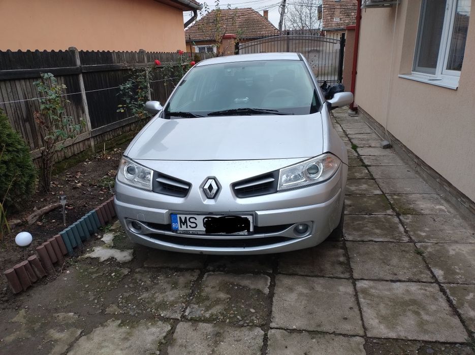 Renault Megan 2 din 2009 cu 100.900 km