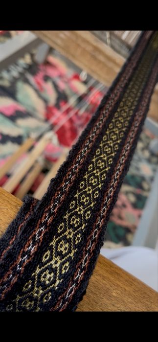 Brâu tradițional țesut