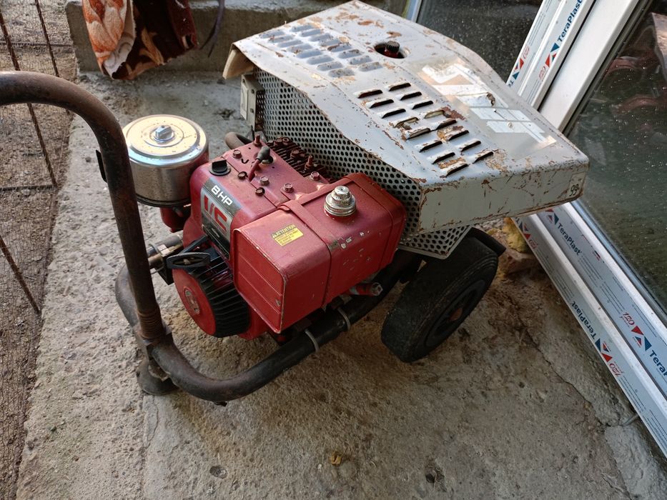 Pompa tencuit benzina