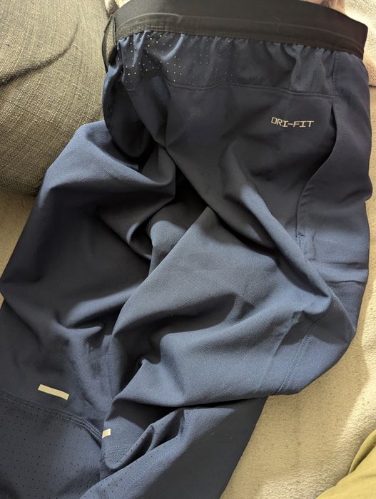 De vânzare pantaloni Nike