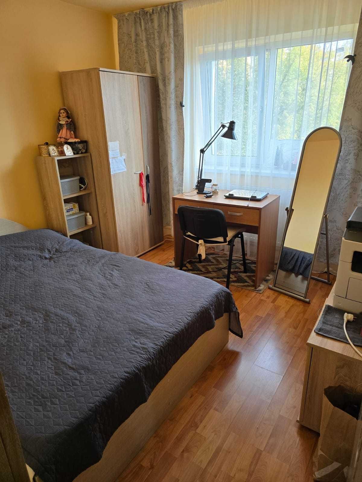 Închiriez apartament 2 camere Mehedinți