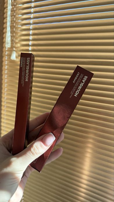 Hourglass четка за коректор и фон дьо тен