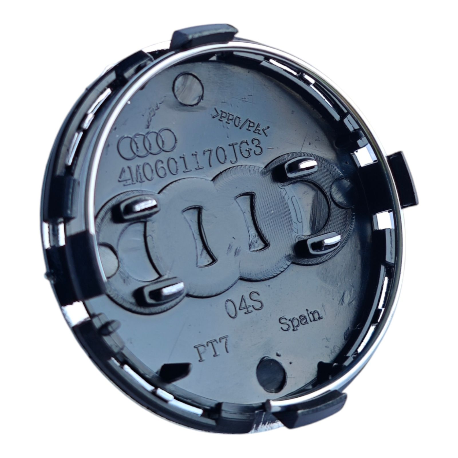 61мм Капачки за джанти АУДИ А3 А4 А5 А6 2016-24г OEM 4M0601170 - ЧЕРНИ